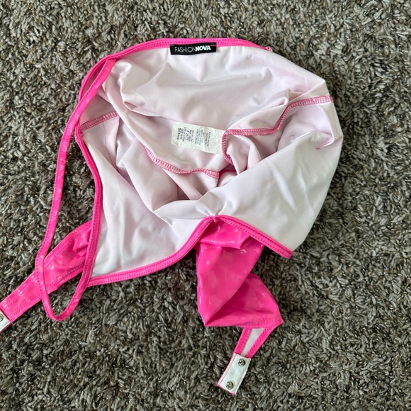 Hot pink bodysuit - Picture 5 of 5